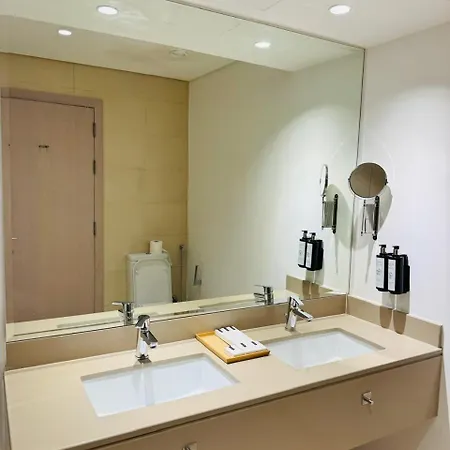 The Hive Retreats In Yas Island Apartment Abu Dhabi Exterior photo