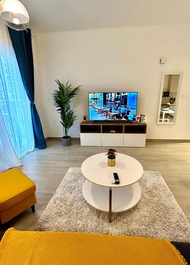 The Hive Retreats In Yas Island Apartment